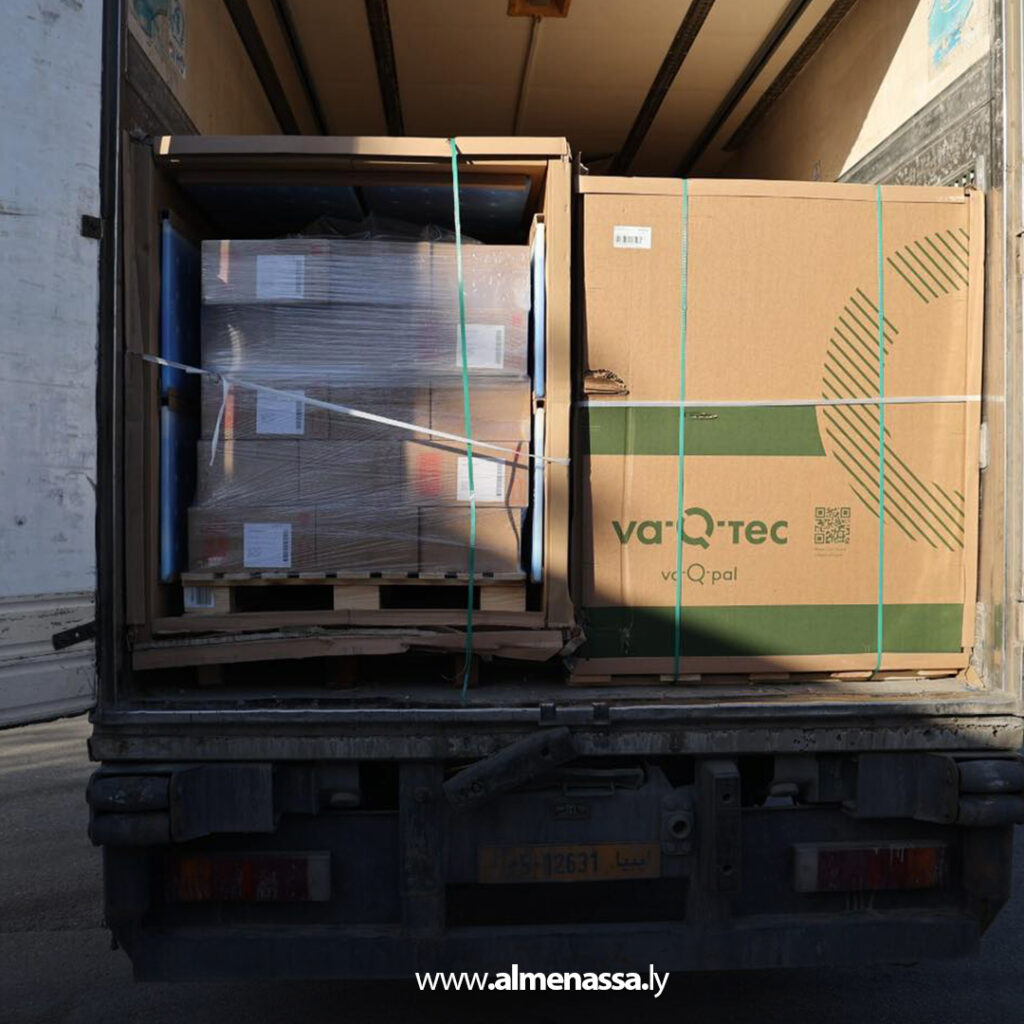 Extra 3.jpg10 3 جهاز الإمداد الطبي يتسلم شحنة جديدة من إنسولين «لانتوس» لعلاج مرضى السكري