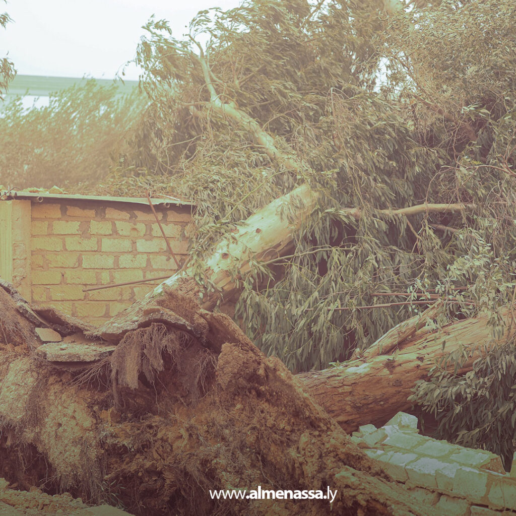 Extra 3.jpg12 3 القوات المسلحة تتدخل لمواجهة آثار العاصفة في بنغازي والبيضاء