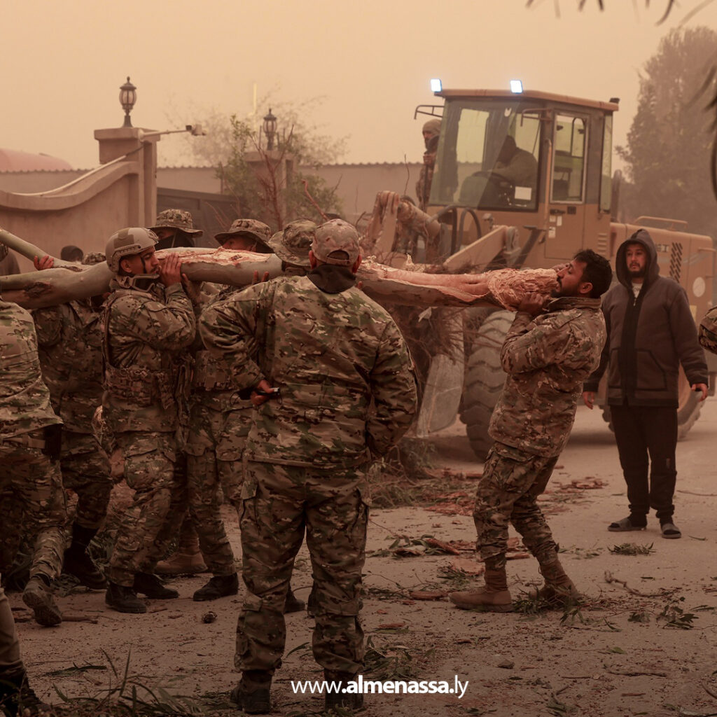 Extra 5.jpg6 5 القوات المسلحة تتدخل لمواجهة آثار العاصفة في بنغازي والبيضاء