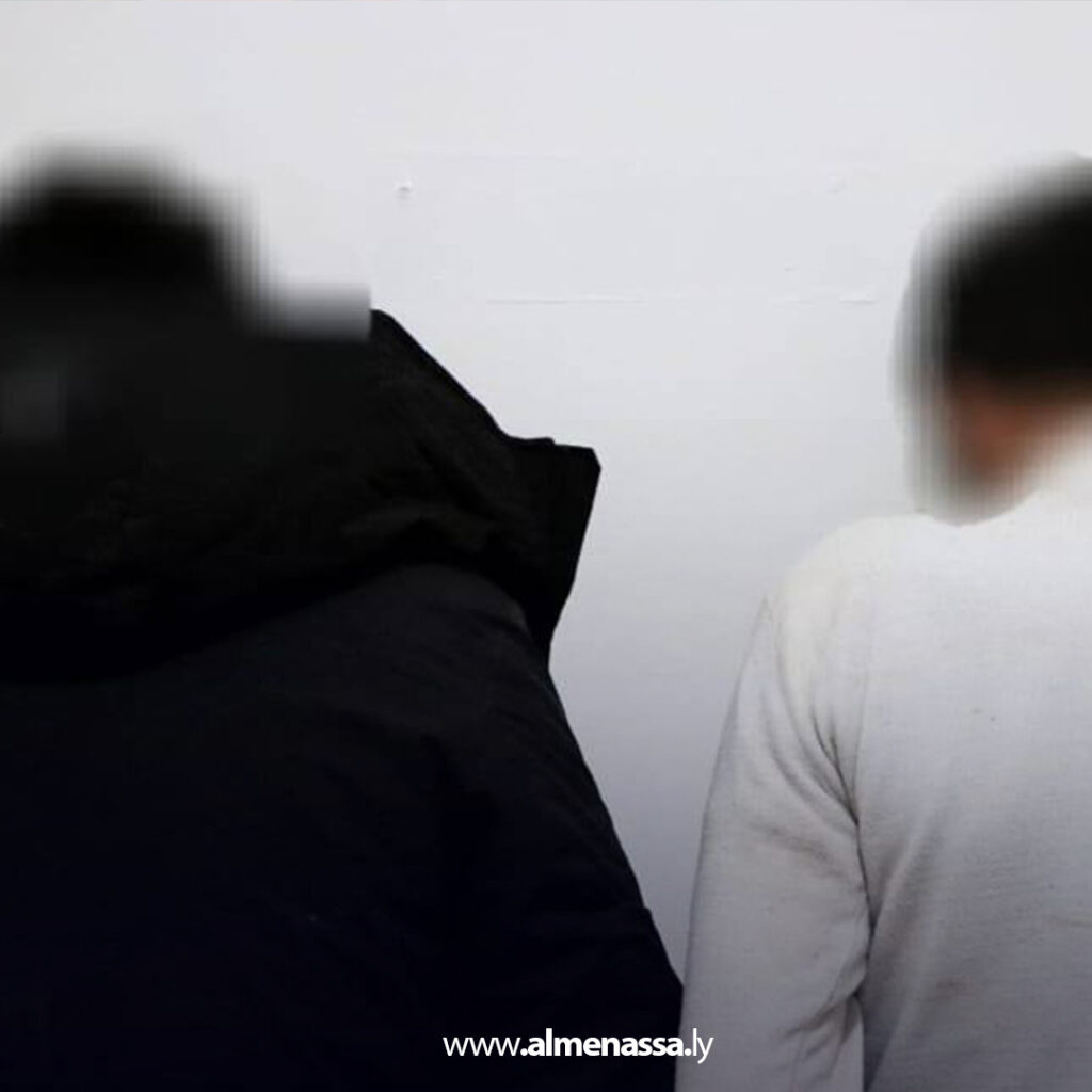Extra 56 مداهمة منزل في المرج تكشف مصنع خمور وضبط متورطين