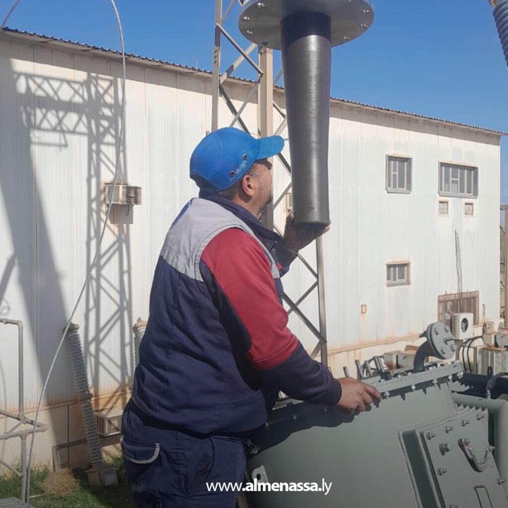 Extra 6.jpg9 6 استكمال أعمال تركيب محول جديد في محطة مراوة لتحسين استقرار الشبكة الكهربائية بالجبل الأخضر