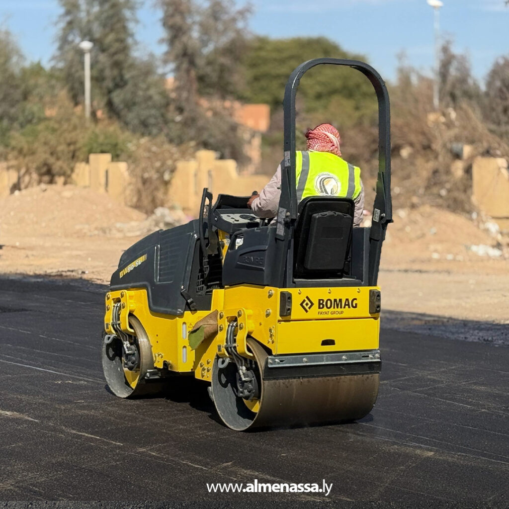 Extra 9.jpg3 9 مشروع طريق براك سبها: تقدم ملحوظ في الرصف بطول 14 كيلومترًا