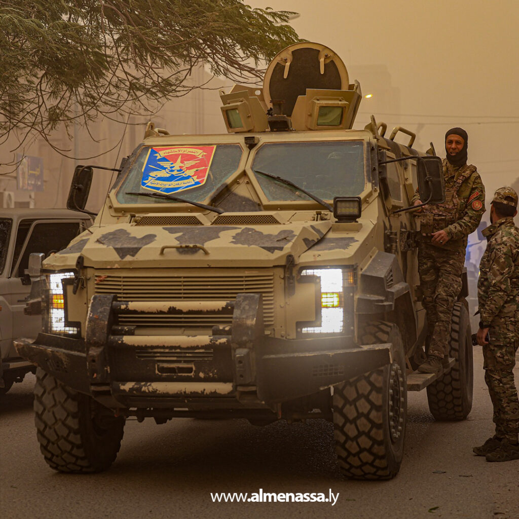 Extra 9.jpg5 9 القوات المسلحة تتدخل لمواجهة آثار العاصفة في بنغازي والبيضاء