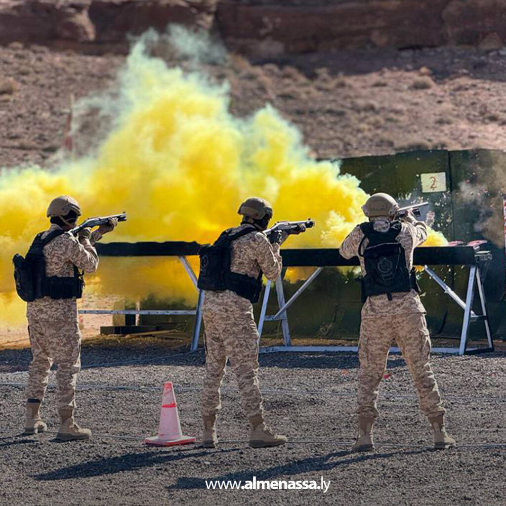 Extra .jpg17 التميمي يحضر تمرينًا تعبويًا بالذخيرة الحية للطلبة والضباط الليبيين في الأردن