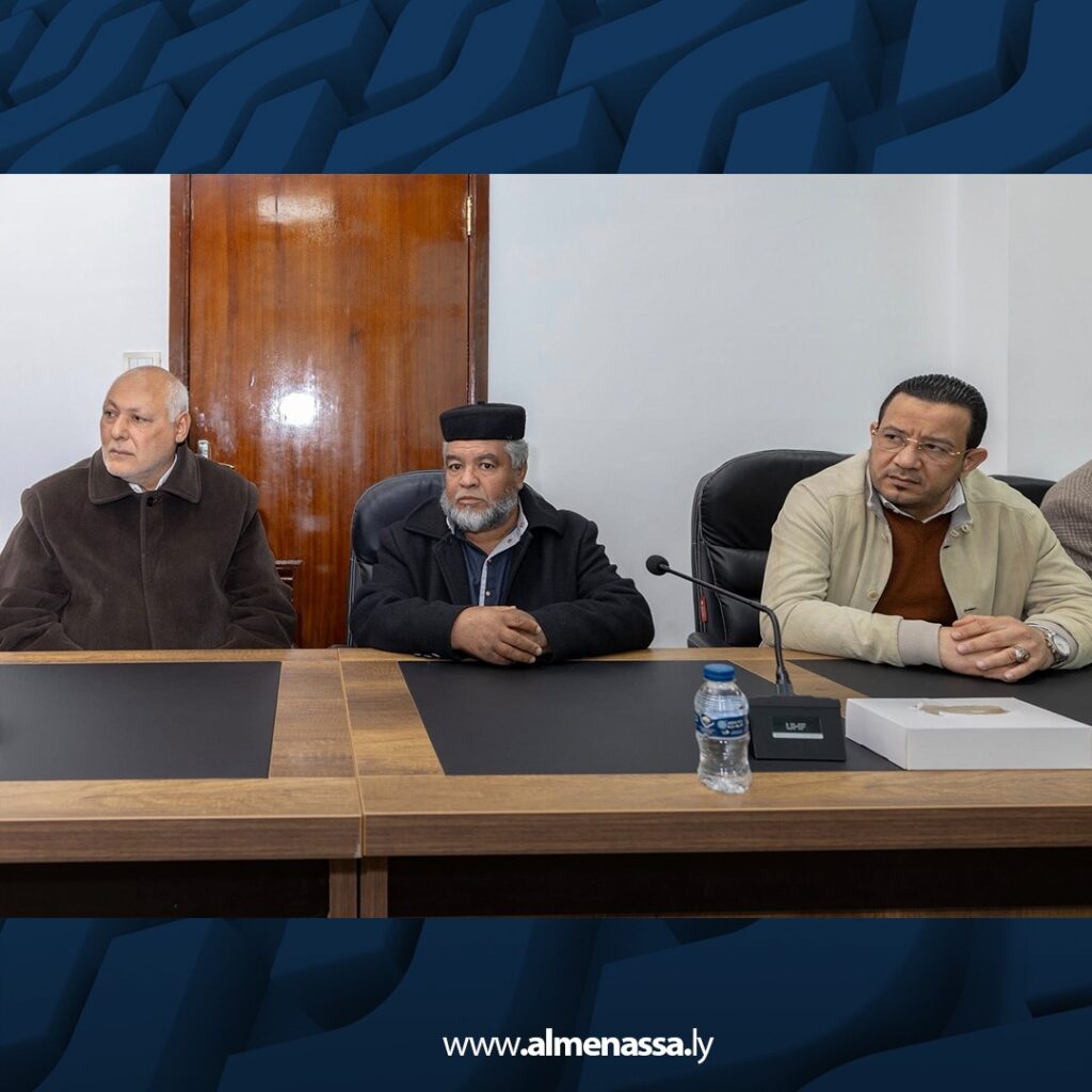 WhatsApp Image 2026 01 20 at 10.10.39 PM 4 رئيس المجلس الأعلى للدولة يبحث مع وجهاء حي الهداية بقصر بن غشير الأوضاع الخدمية وسبل معالجتها