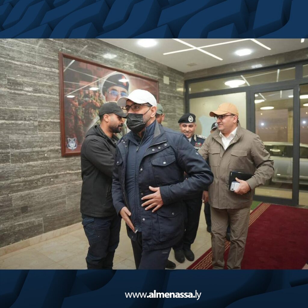 WhatsApp Image 2026 01 20 at 10.12.07 PM رئيس الحكومة يتفقد بنغازي ميدانيا ويتابع عمل لجنة الطوارئ لمواجهة التقلبات الجوية