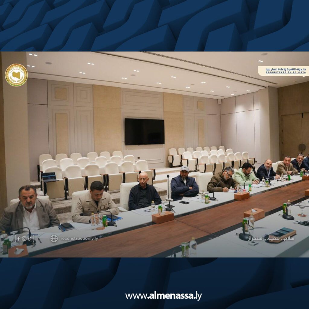 extra Recovered 27.jpg7 27 المهندس بالقاسم حفتر يبحث الانقطاعات الأخيرة وخطط استقرار شبكة الكهرباء