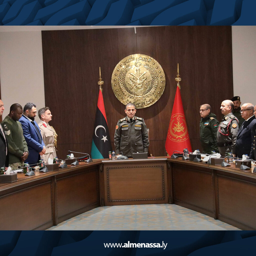 extra Recovered 29.jpg6 29 النمروش يشهد تخريج ضباط وضباط صف في دورات اللغة الإنجليزية بالتعاون مع بريطانيا