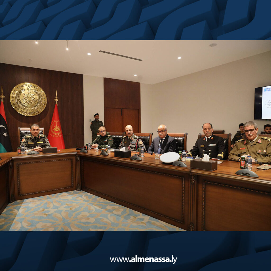 extra Recovered 37.jpg3 37 النمروش يشهد تخريج ضباط وضباط صف في دورات اللغة الإنجليزية بالتعاون مع بريطانيا