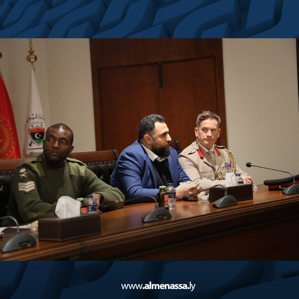 extra Recovered 39.jpg4 39 النمروش يشهد تخريج ضباط وضباط صف في دورات اللغة الإنجليزية بالتعاون مع بريطانيا