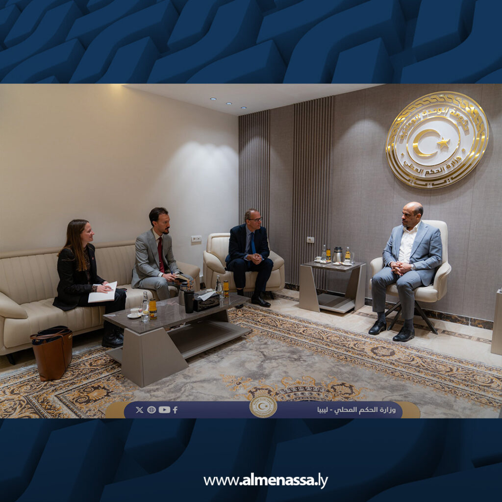 extra Recovered 6.jpg1 6 وزير الحكم المحلي يبحث مع سفير بريطانيا تعزيز التعاون في مجال الإدارة المحلية