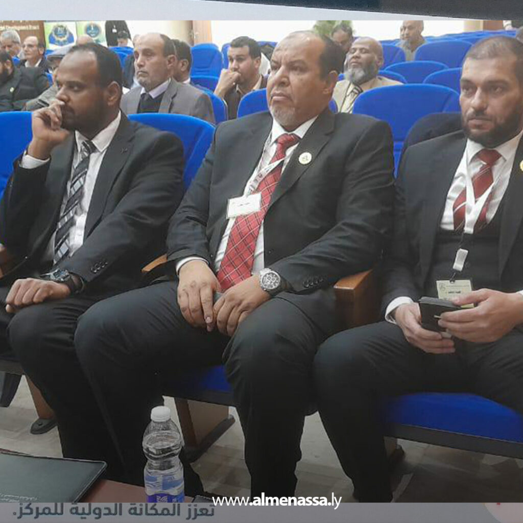 Extra 10.jpg1 10 تكريم التميز والريادة العلمية لمركز بحوث الطاقة الشمسية في احتفالية وطنية