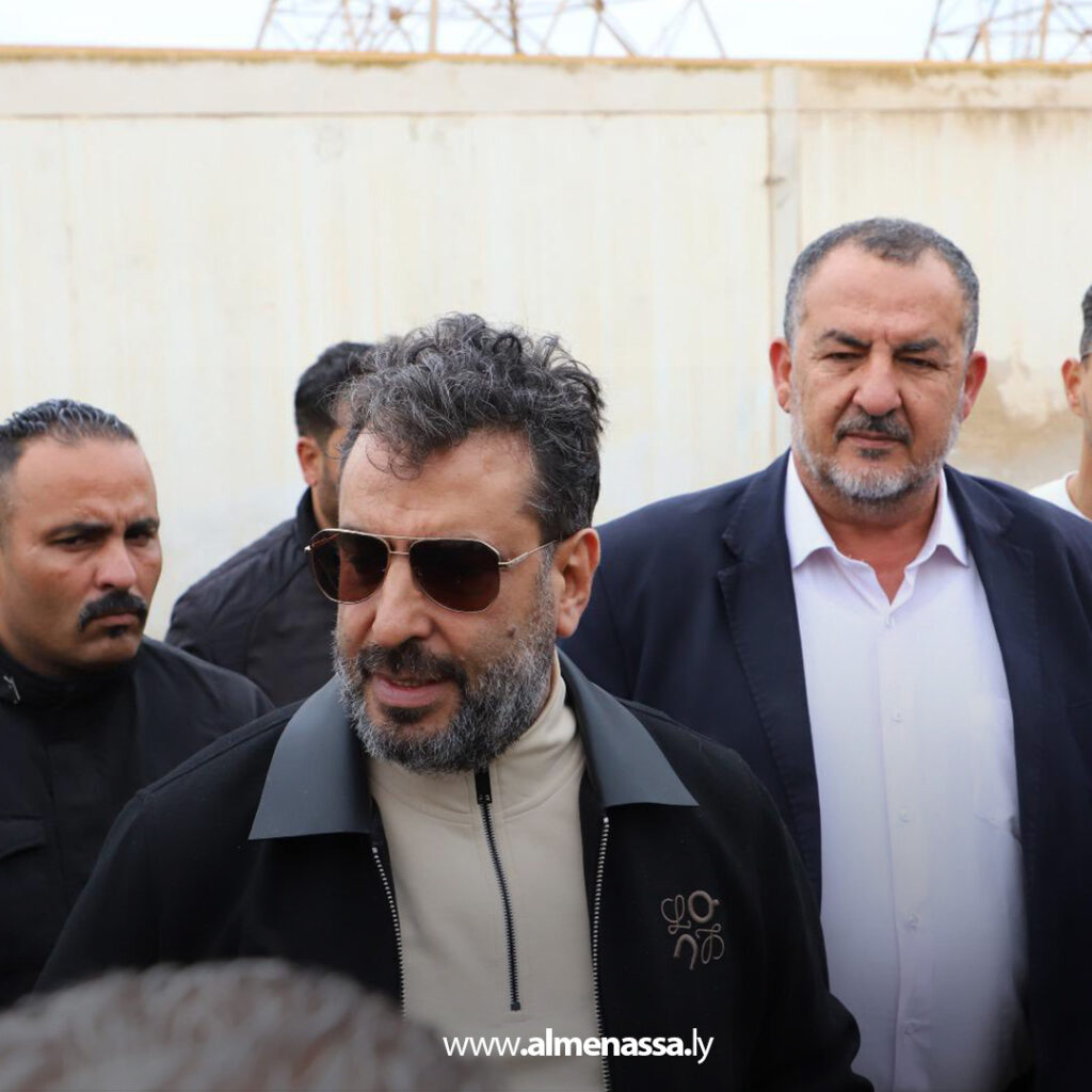 Extra 13.jpg1111 13 وزير الكهرباء يتفقد محطة القوارشة في بنغازي ويوجه بتركيب محول جديد لتعزيز استقرار الشبكة الكهربائية