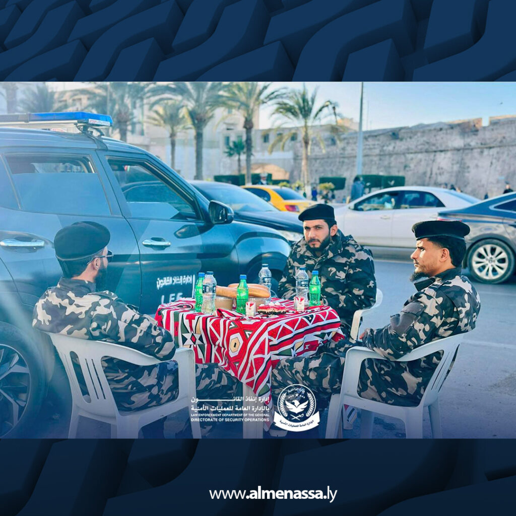 دوريات إنفاذ القانون بطرابلس تشدد انتشارها خلال رمضان لضمان الأمن والسلامة 9 Extra 21.jpg9 21