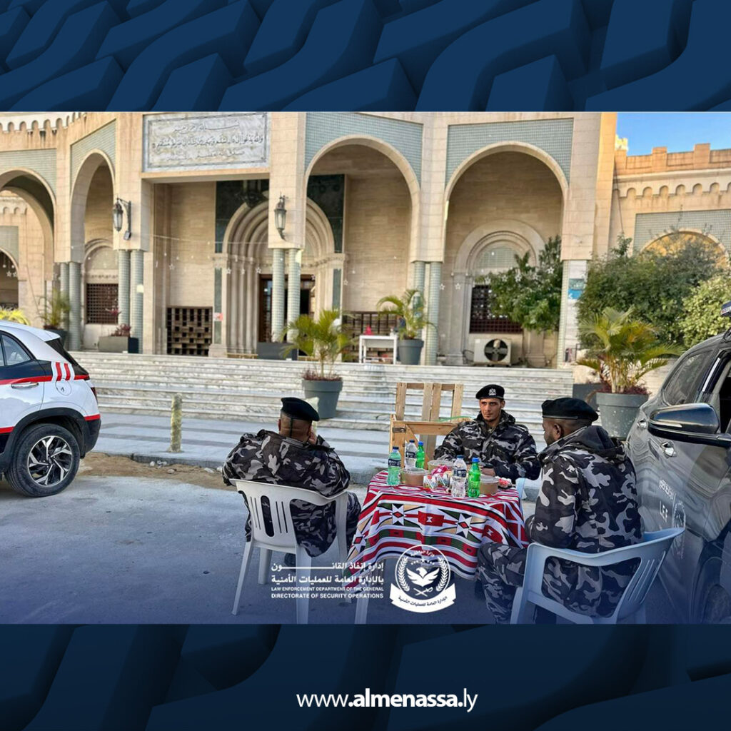 دوريات إنفاذ القانون بطرابلس تشدد انتشارها خلال رمضان لضمان الأمن والسلامة 8 Extra 24.jpg8 24