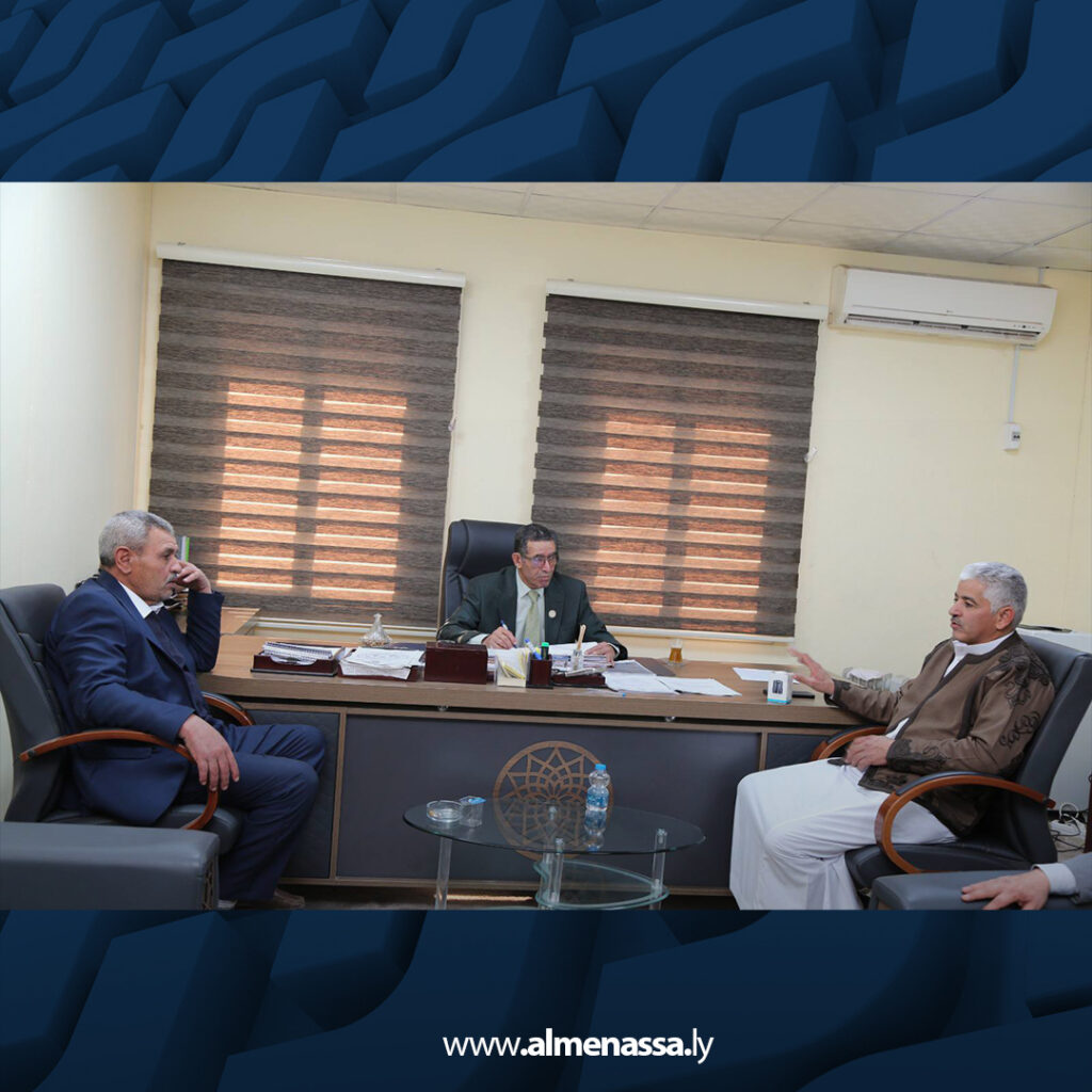 Extra 30 وكيل وزارة التربية يناقش أوضاع المدارس والتحديات التعليمية في الأصابعة ورأس الطبل والقواليش