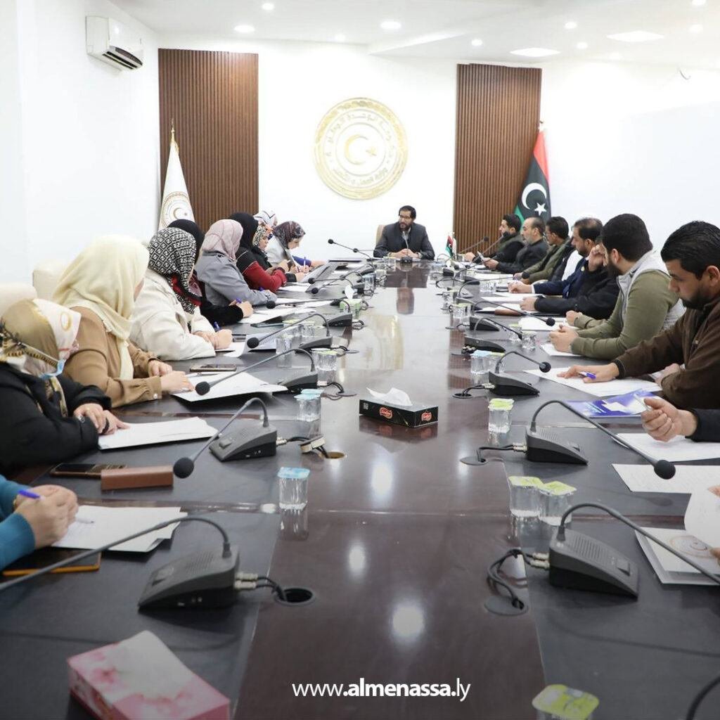 Extra 35.jpg111 35 وزارة العمل والتأهيل تبحث الترتيبات الفنية والإدارية لإطلاق مشروع “المنصة الشاملة”