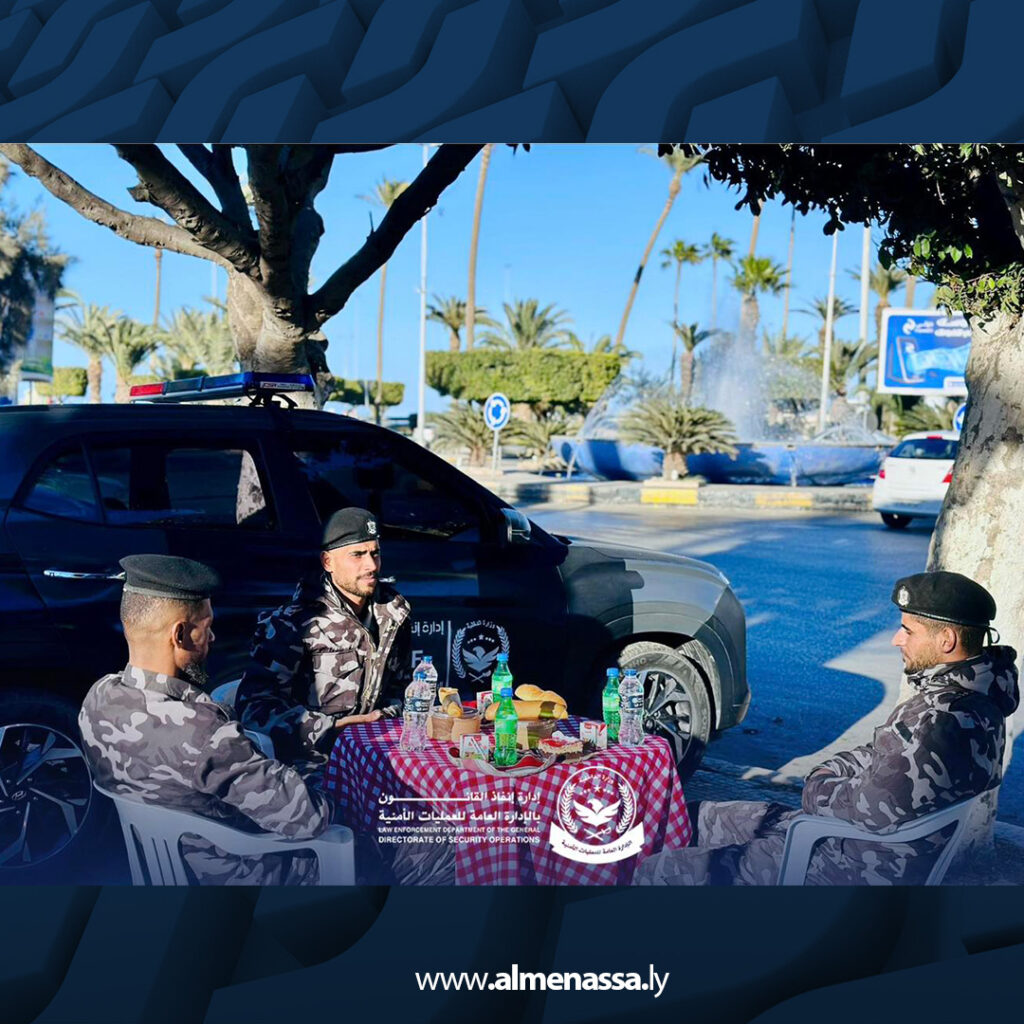 دوريات إنفاذ القانون بطرابلس تشدد انتشارها خلال رمضان لضمان الأمن والسلامة 5 Extra 36.jpg5 36