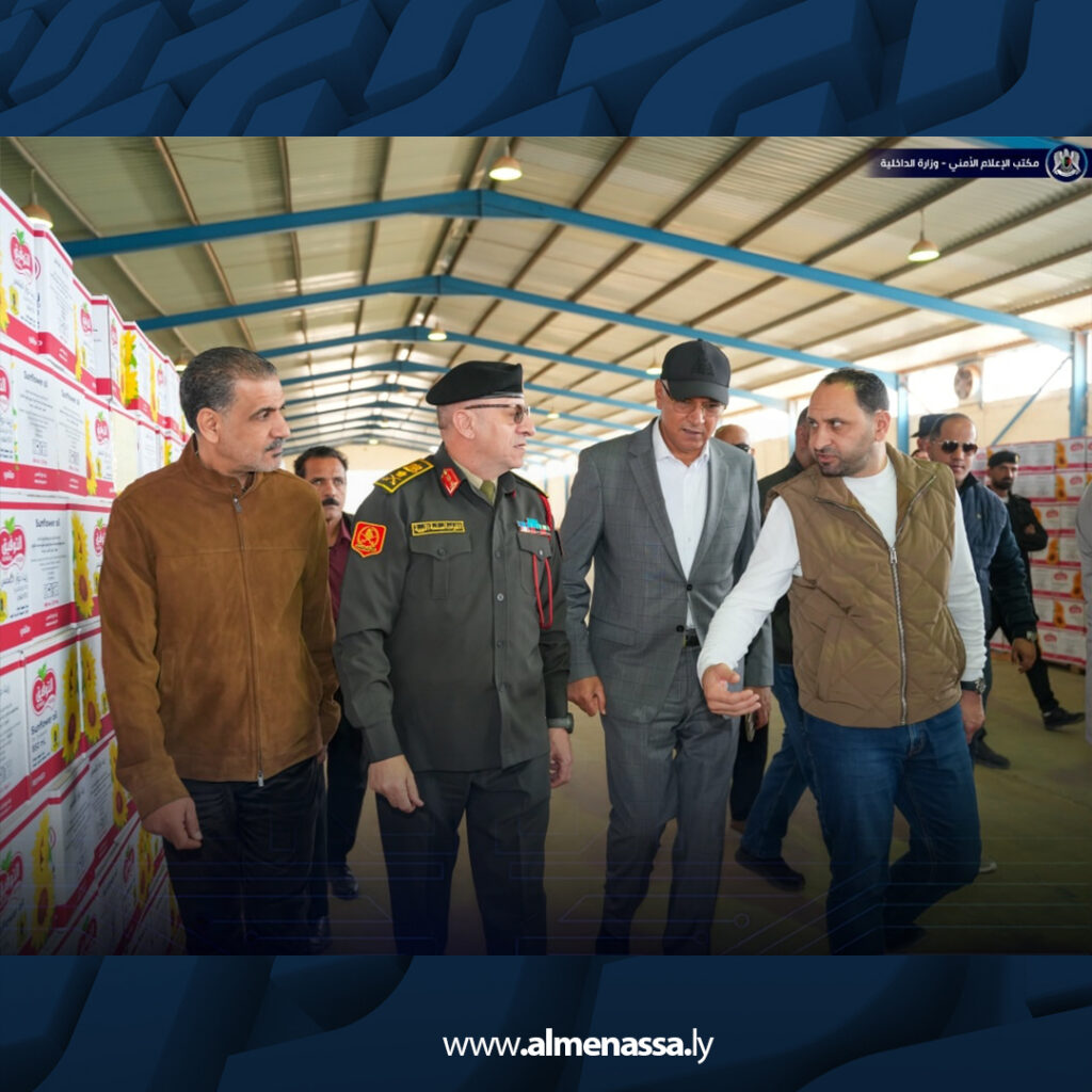 Extra 44.jpg3 44 جولات ميدانية للجنة متابعة أزمة الوقود والسلع التموينية لمتابعة عمليات التوزيع في مختلف المناطق