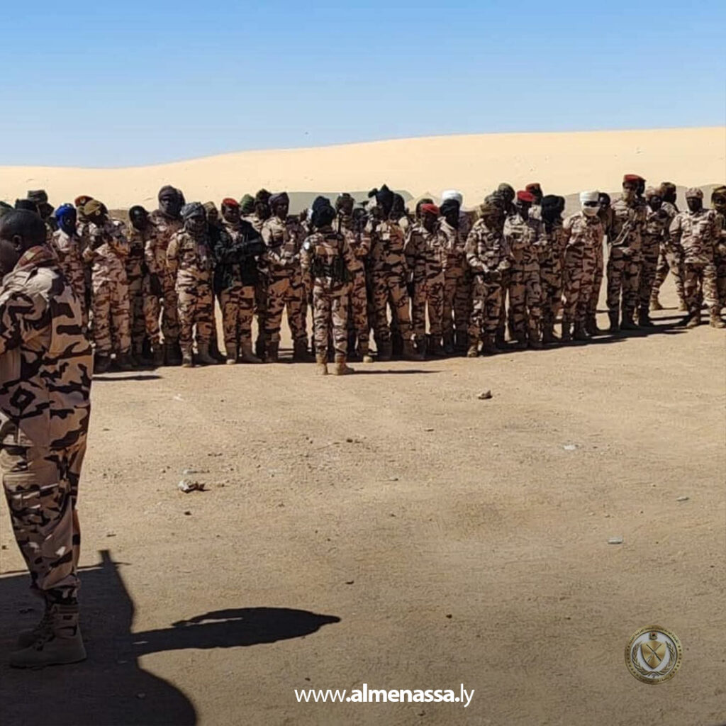 اجتماع بين القوات المسلحة الليبية والتشادية عند النقطة 35 لتفعيل آلية عمل مشتركة بين القيادات 3 Extra 53.jpg3 53