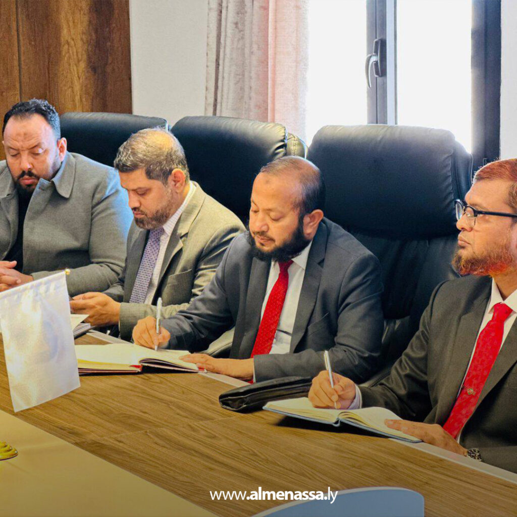 رئيس جهاز مكافحة الهجرة غير الشرعية يلتقي سفير بنغلاديش لتعزيز التعاون الثنائي 4 Extra 54.jpg111 54