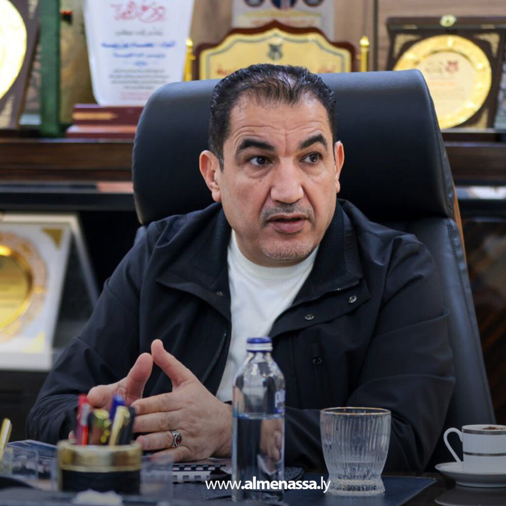Extra 66 وزير الداخلية يبحث مع مدير أمن الجبل الأخضر الأوضاع الأمنية بالمنطقة