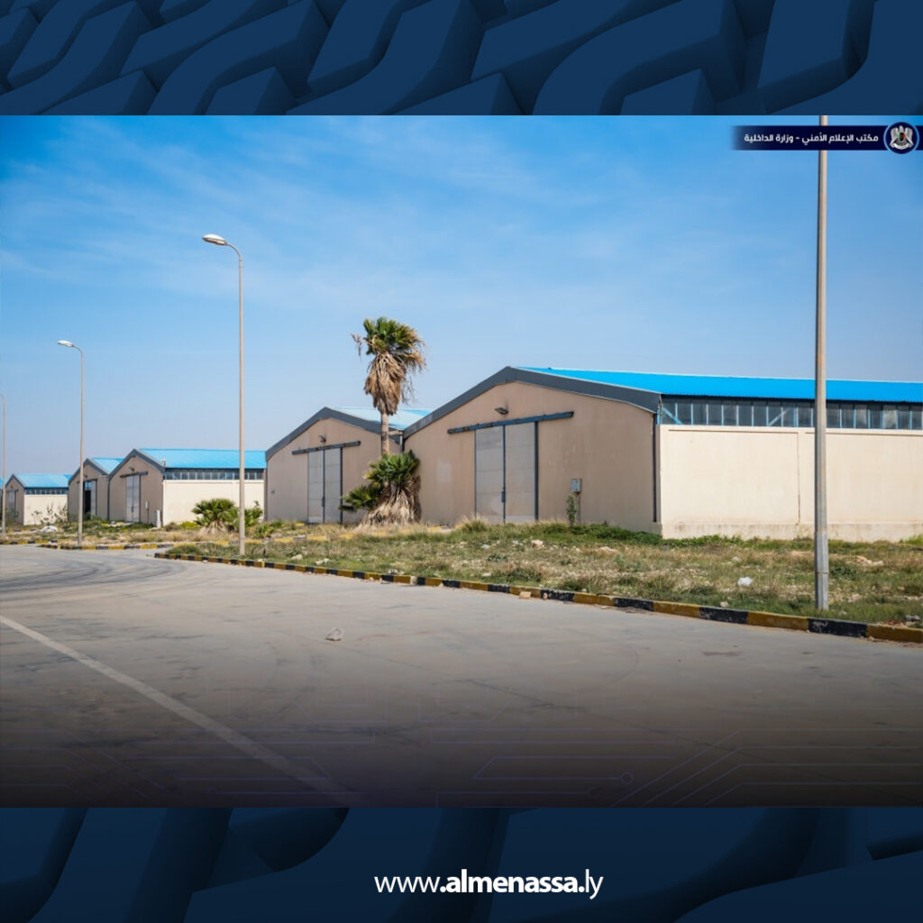 Extra 8.jpg14 8 جولات ميدانية للجنة متابعة أزمة الوقود والسلع التموينية لمتابعة عمليات التوزيع في مختلف المناطق