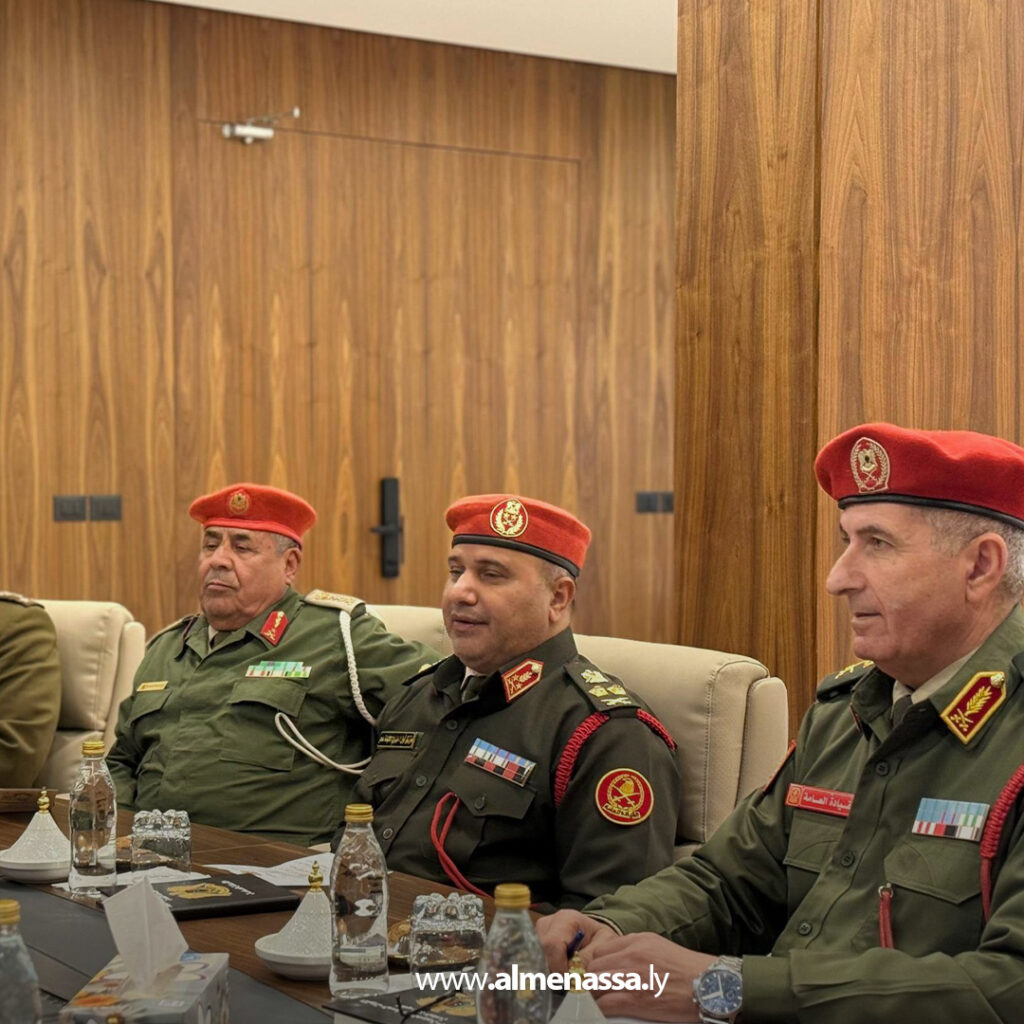 Extra 2.jpg3 2 الأمين العام للقيادة العامة يستقبل رئيس اللجنة الدولية للصليب الأحمر في ليبيا