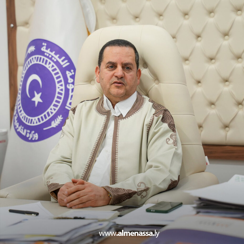 Extra 27.jpg2 27 وزير الخارجية بالحكومة الليبية يبحث في بنغازي تطوير التعاون مع غينيا بيساو