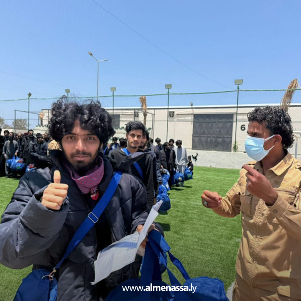 Extra 54 المنظمة الدولية للهجرة تعيد 478 مهاجرا إلى بلدانهم عبر رحلتين من ليبيا