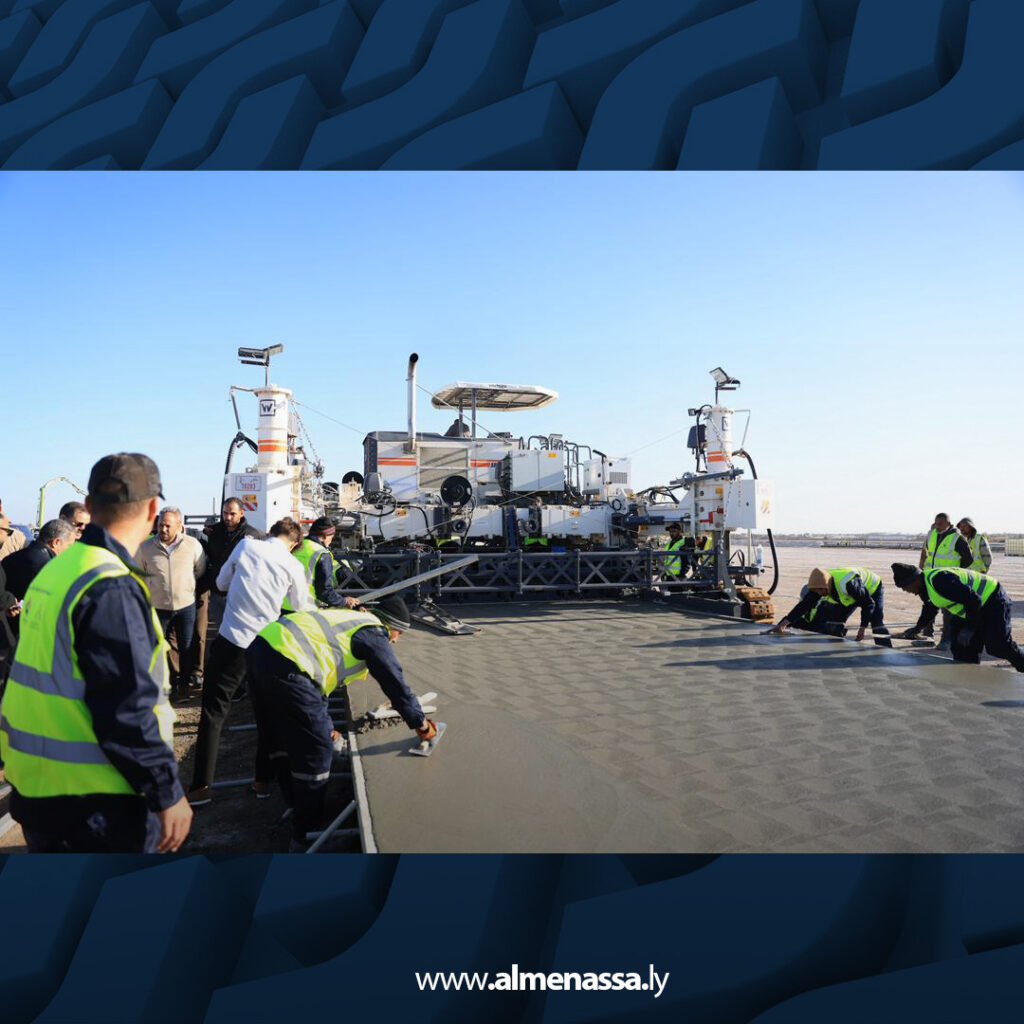 الدبيبة يتفقد مشروع محطة مطار مصراتة ويشدد على الالتزام بالمواصفات وتسريع وتيرة التنفيذ 10 extra Recovered 10.jpg11 10