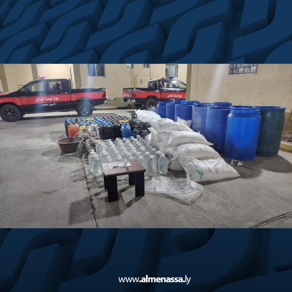 جهاز البحث الجنائي الجفرة يطيح بتاجر مخدرات ويضبط أكبر مصنع خمور بمدينة هون 6 extra Recovered 19.jpg5 19 جهاز البحث الجنائي الجفرة يطيح بتاجر مخدرات ويضبط أكبر مصنع خمور بمدينة هون