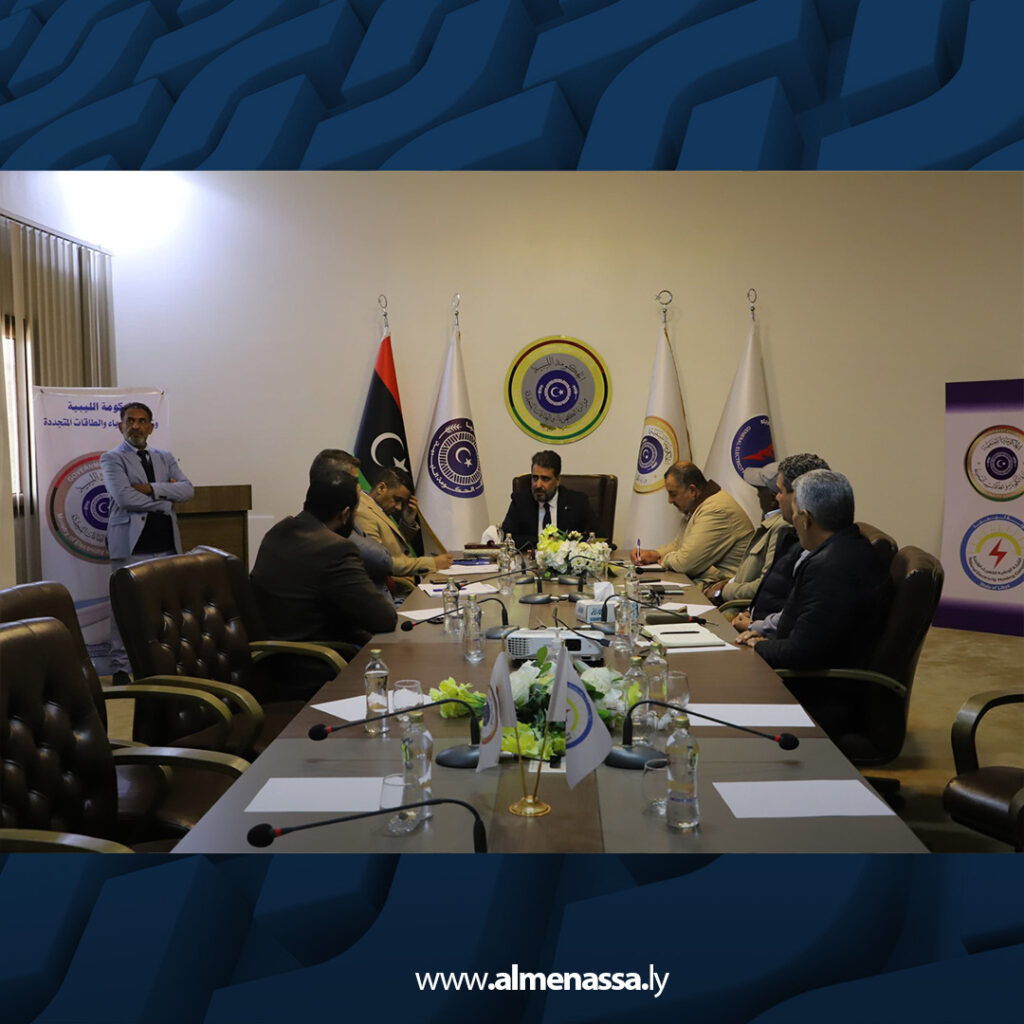 وزير الكهرباء يضع حلولا جذرية لأزمة الشبكة الكهربائية في سيدي خليفة والمناطق المجاورة ببنغازي 3 extra Recovered 26.jpg4 26 وزير الكهرباء يضع حلولا جذرية لأزمة الشبكة الكهربائية في سيدي خليفة والمناطق المجاورة ببنغازي