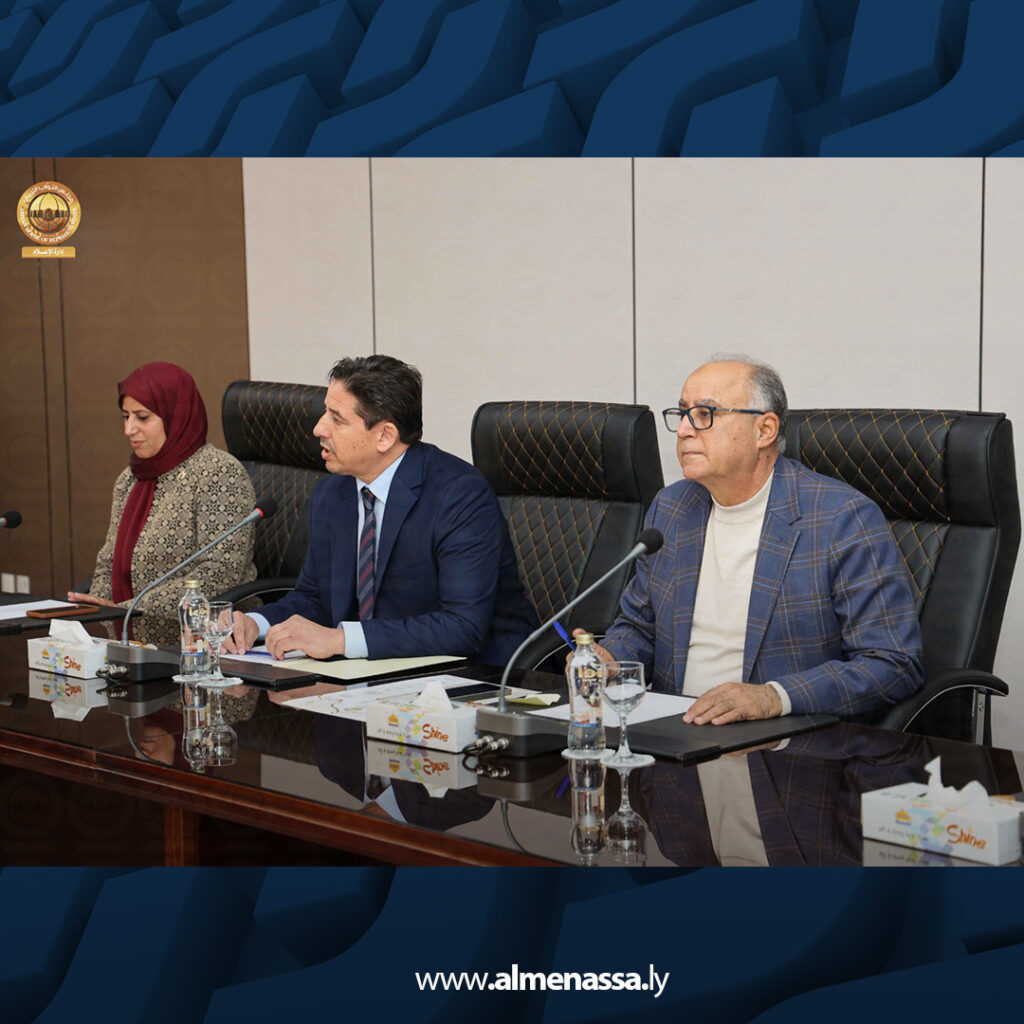 أعضاء من النواب يناقشون مع الجمعية الليبية البريطانية برامج التنمية والإعمار في بنغازي 3 extra Recovered Recovered 1.jpg4 1 أعضاء من النواب يناقشون مع الجمعية الليبية البريطانية برامج التنمية والإعمار في بنغازي