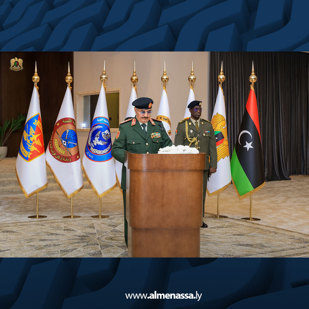 Extra 15.jpg2 15 القائد العام يشارك ضباط الجيش مأدبة إفطار ويؤكد أهمية الجاهزية والتدريب