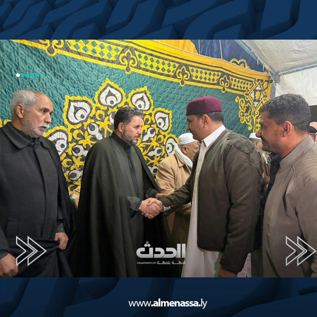 Extra 15.jpg8 15 نائب القائد العام يقدم واجب العزاء لأسرتي بالحسن والعبيدي