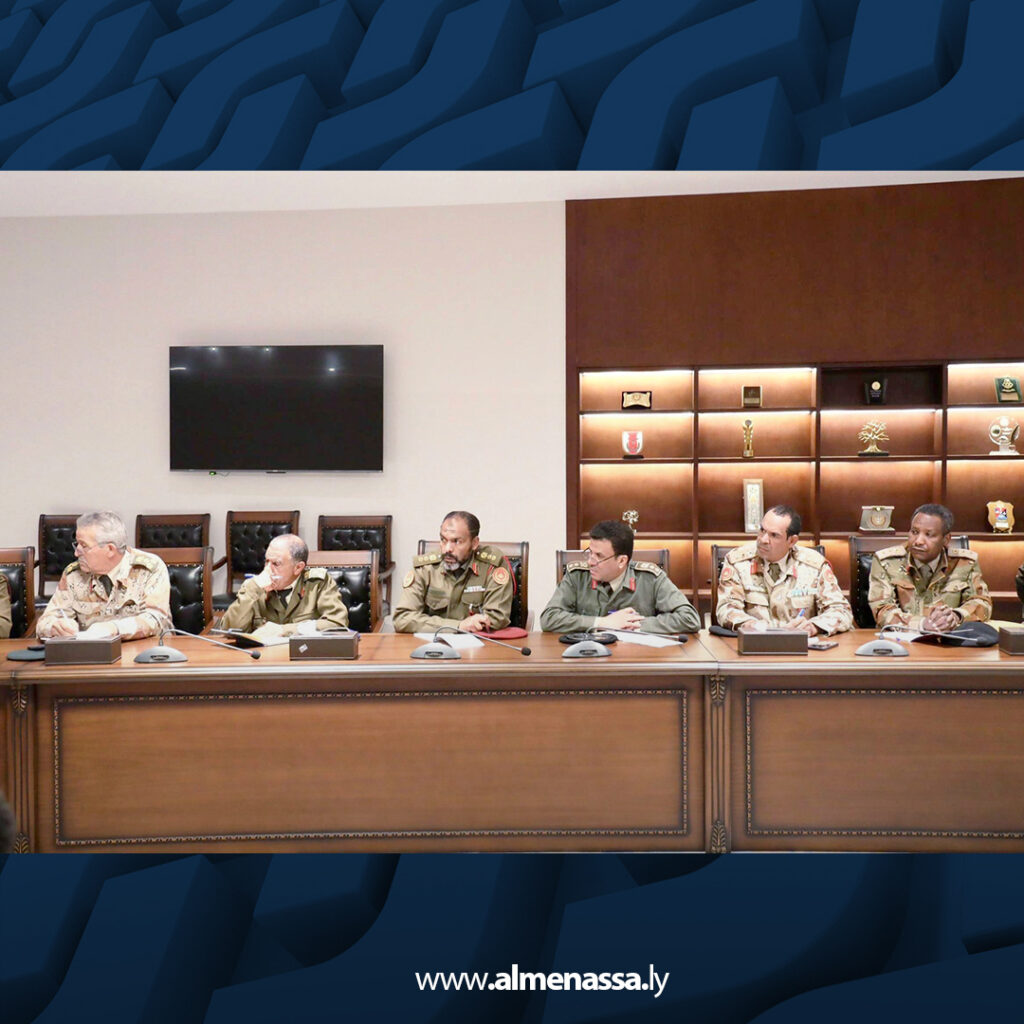 Extra 18.jpg2 18 اجتماع موسع برئاسة الأركان بالمنطقة الغربية لمناقشة مرتبات العسكريين ومعالجة الإشكاليات المالية