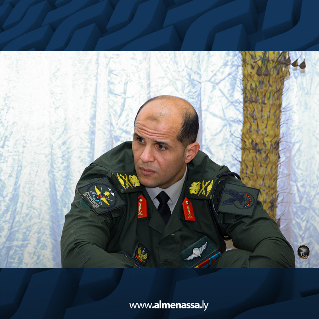 Extra 2.jpg13 2 رئيس الأركان العامة يشارك قوات الحدود الجنوبية الغربية مأدبة إفطار رمضانية