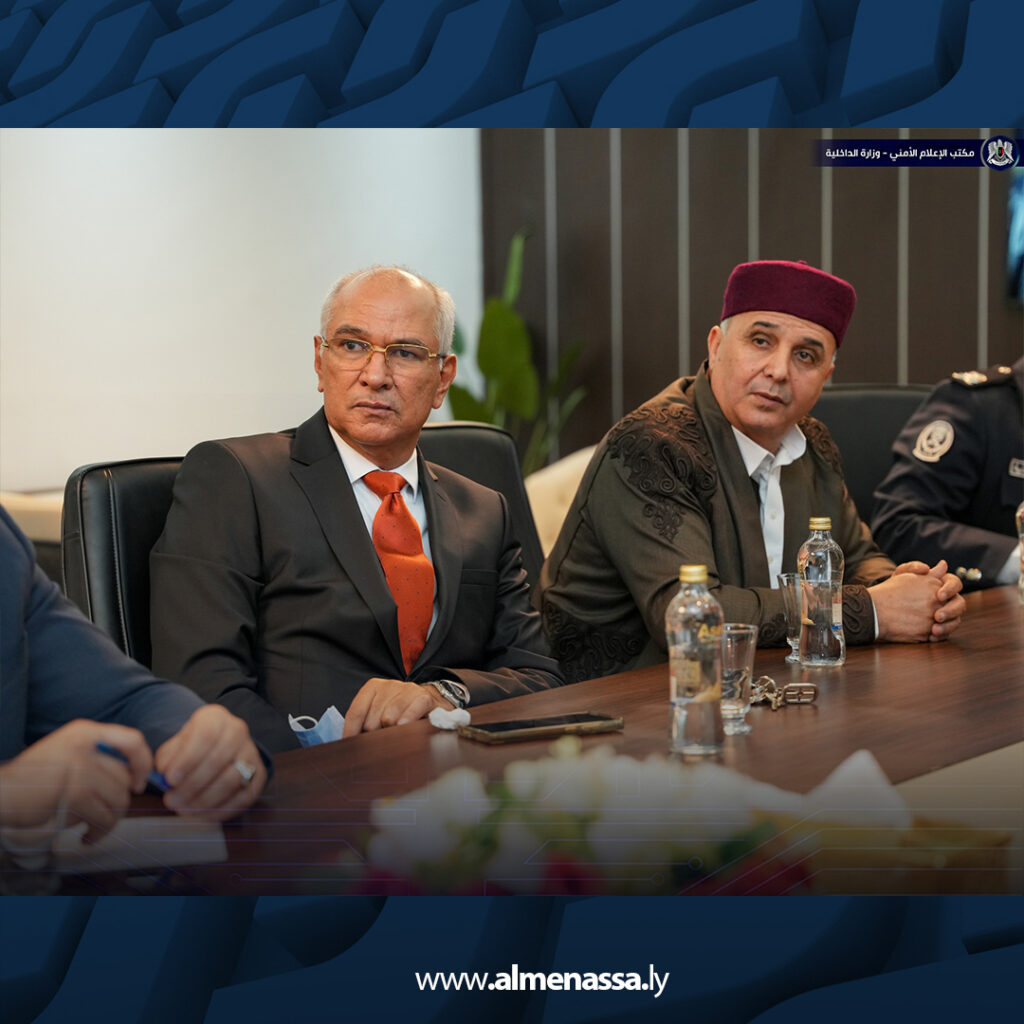 Extra 25.jpg7 25 لجنة حل الأزمات بالقوات المسلحة تستعرض خطط الأمن الغذائي والدوائي في بنغازي