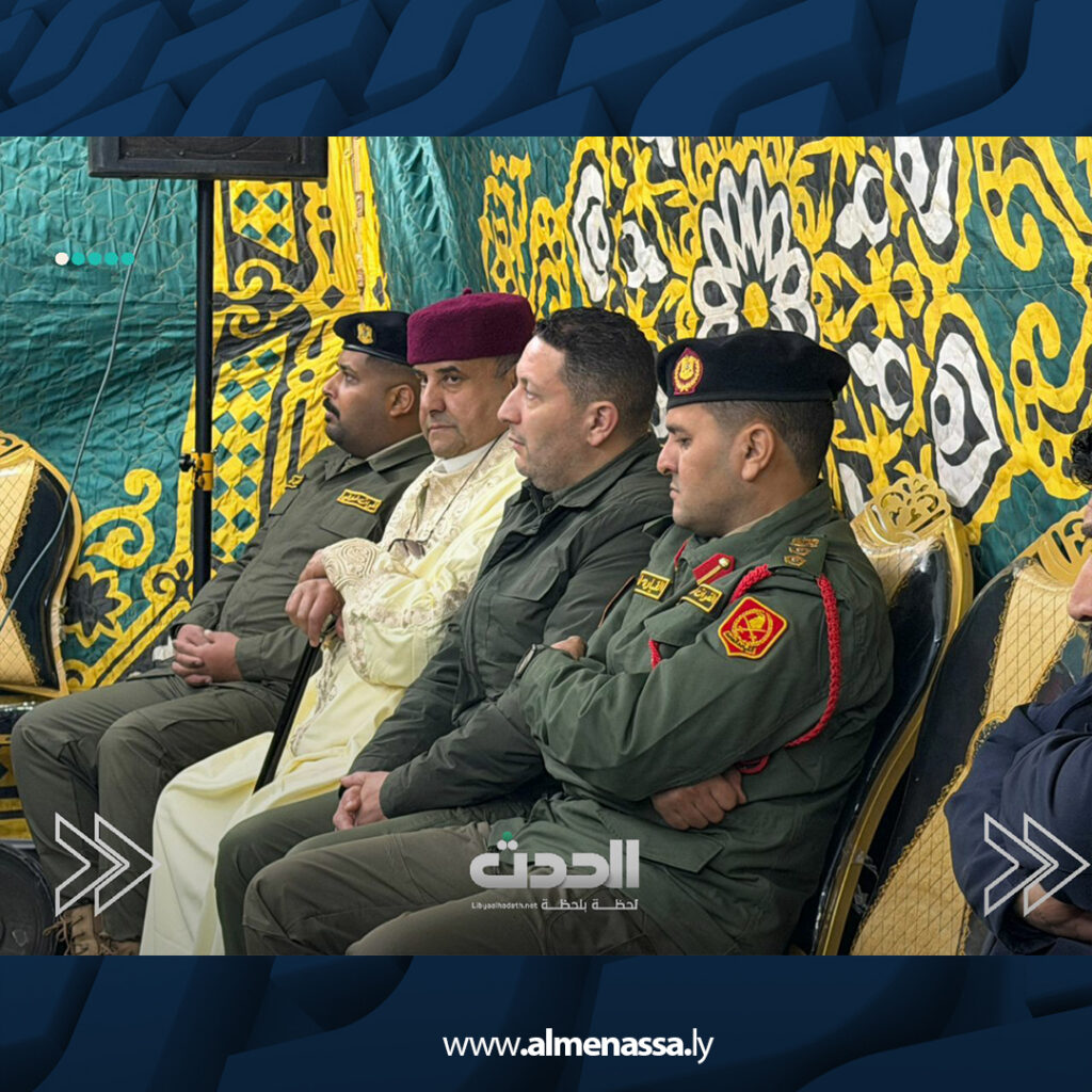 Extra 26.jpg5 26 نائب القائد العام يقدم واجب العزاء لأسرتي بالحسن والعبيدي