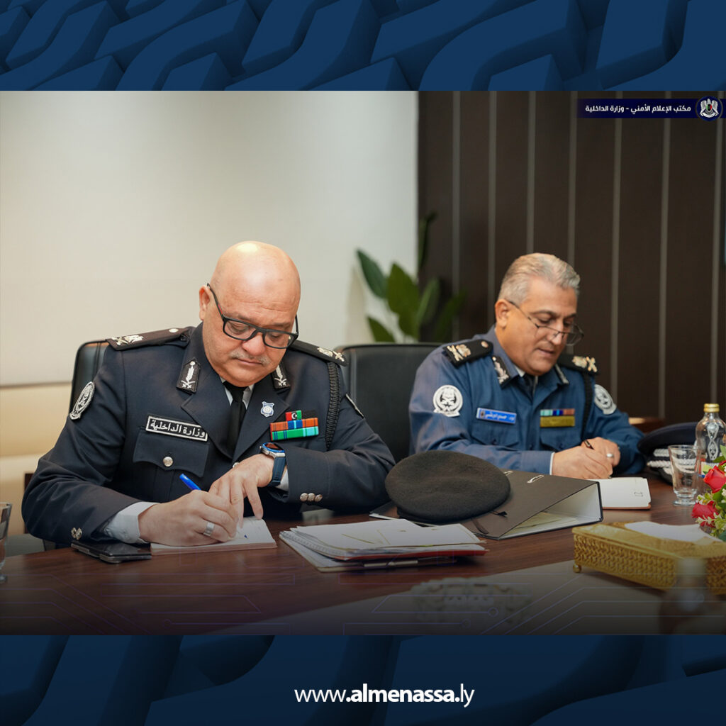 Extra 53.jpg3 53 لجنة حل الأزمات بالقوات المسلحة تستعرض خطط الأمن الغذائي والدوائي في بنغازي
