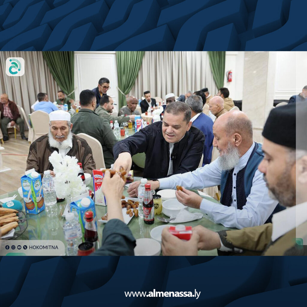 Extra 7.jpg3 7 الدبيبة يشارك نزلاء دار الوفاء للمسنين مأدبة إفطار ويؤكد استمرار دعم مؤسسات الرعاية الاجتماعية