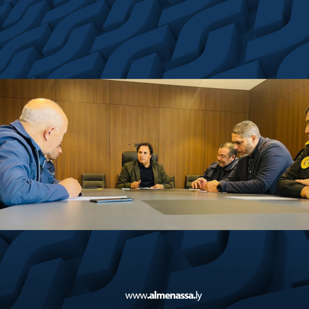 Extra 74 مدير مطار بنينا الدولي يعقد اجتماعاً أمنياً ويهنئ القوات المسلحة بمناسبة عيد الفطر