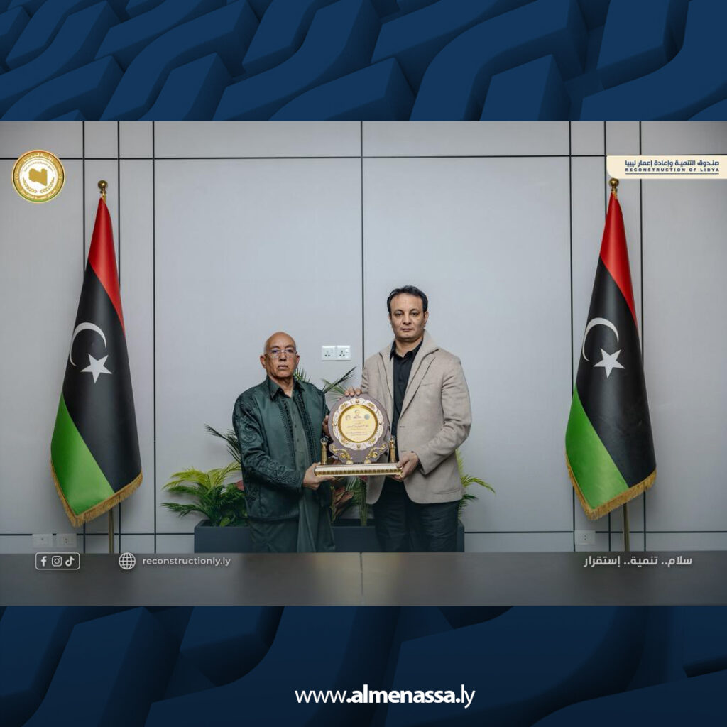 Extra 8.jpg2 8 المهندس بالقاسم حفتر يبحث احتياجات بلديات الواحات وتسريع تنفيذ مشاريع التنمية