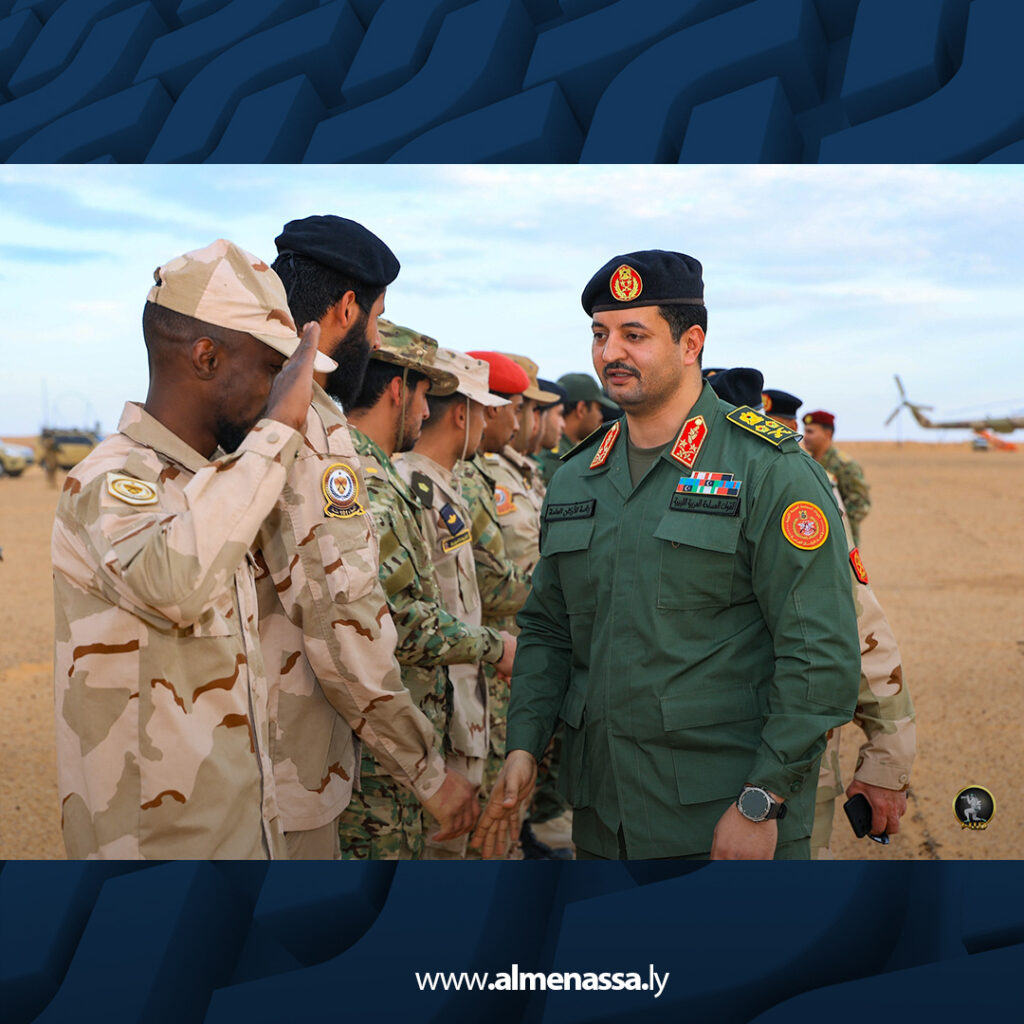 Extra.jpg20 رئيس الأركان العامة يشارك قوات الحدود الجنوبية الغربية مأدبة إفطار رمضانية