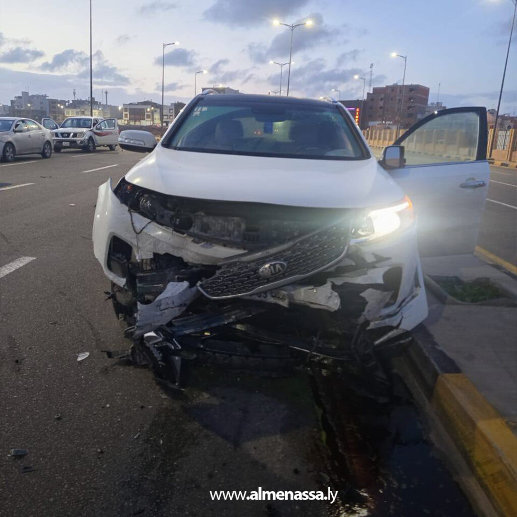 Extra 10.jpg111 10 أمن طرابلس: إصابات في حادث سير بحي الأندلس بسبب السرعة الزائدة