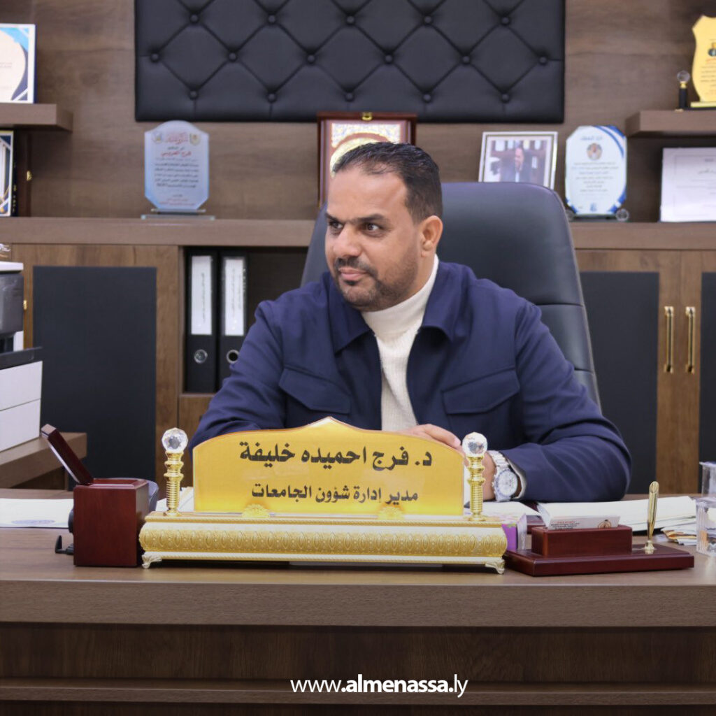 Extra 100.jpg1 100 العريبي يبحث تطوير الدراسات العليا في بنغازي مع رئيس أكاديمية الدراسات العليا