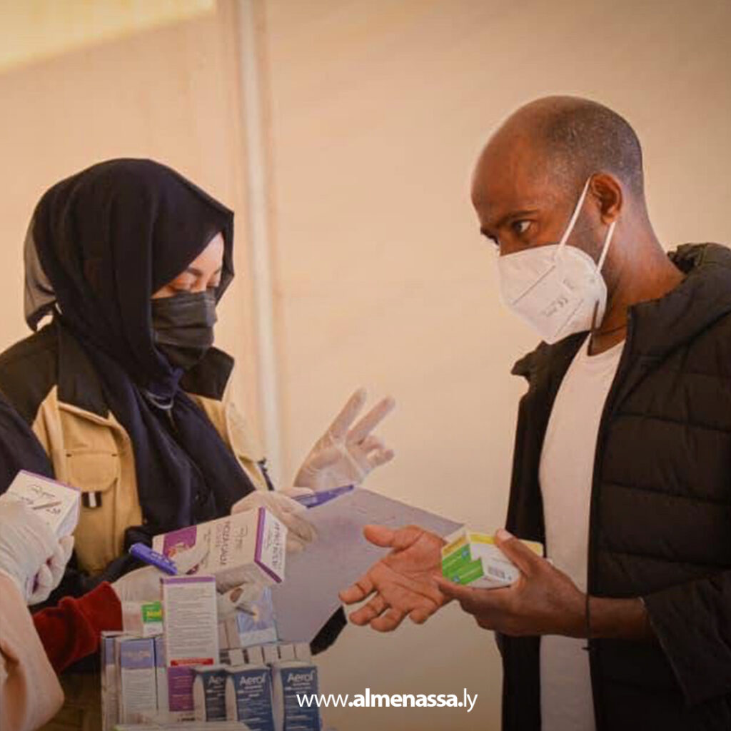 Extra 31.jpg11 31 قافلة طبية إنسانية بالكفرة تقدم الرعاية الصحية لنزلاء مركز الإيواء