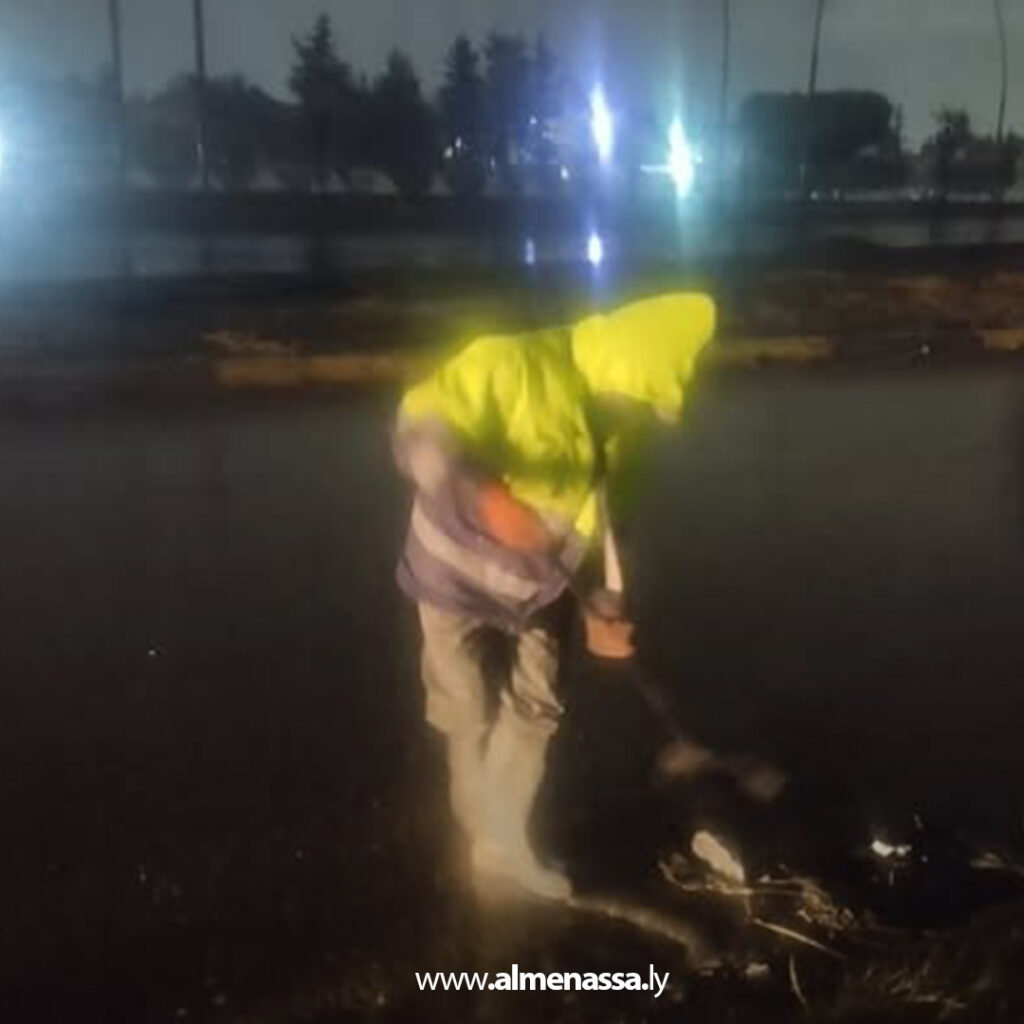 Extra 56.jpg1 56 الشركة العامة للمياه والصرف الصحي تكثف أعمال معالجة مختنقات مياه الأمطار في طرابلس