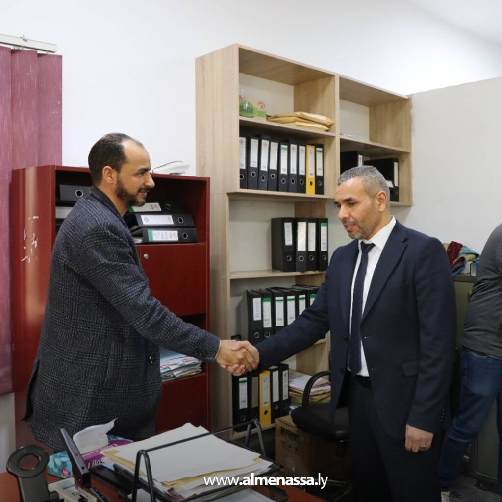 Extra 72.jpg1 72 جولة تفقدية لوزير التعليم العالي عقب تسلّمه مهامه لمتابعة سير العمل